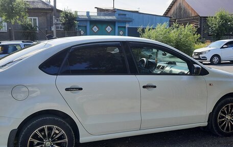 Volkswagen Polo VI (EU Market), 2017 год, 900 000 рублей, 3 фотография