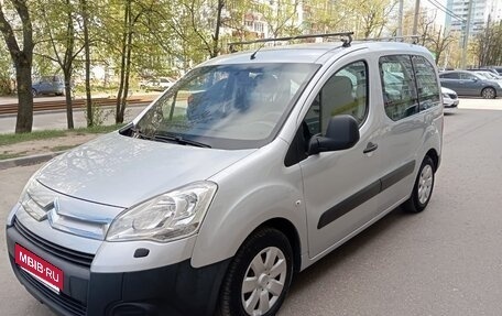 Citroen Berlingo II рестайлинг, 2010 год, 749 000 рублей, 1 фотография