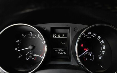 Skoda Yeti I рестайлинг, 2012 год, 595 000 рублей, 18 фотография