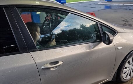 KIA cee'd III, 2013 год, 1 050 000 рублей, 2 фотография