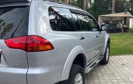 Mitsubishi Pajero Sport II рестайлинг, 2011 год, 1 600 000 рублей, 8 фотография