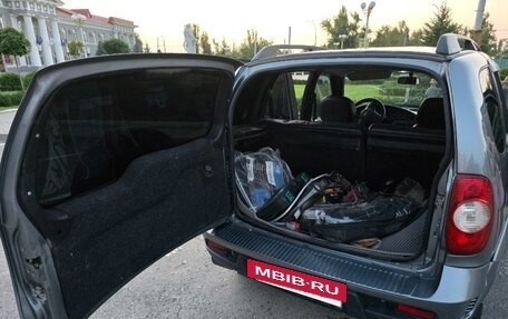 Chevrolet Niva I рестайлинг, 2009 год, 630 000 рублей, 14 фотография
