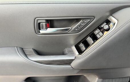 Toyota Land Cruiser, 2025 год, 12 950 000 рублей, 20 фотография