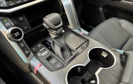 Toyota Land Cruiser, 2025 год, 12 950 000 рублей, 31 фотография