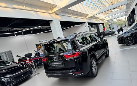 Toyota Land Cruiser, 2025 год, 12 950 000 рублей, 40 фотография