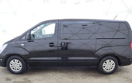 Hyundai H-1 II рестайлинг, 2018 год, 2 390 000 рублей, 6 фотография