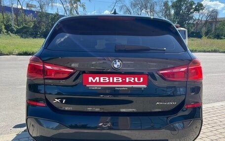 BMW X1, 2018 год, 2 800 000 рублей, 4 фотография
