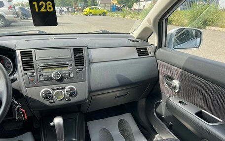 Nissan Tiida, 2010 год, 909 000 рублей, 17 фотография