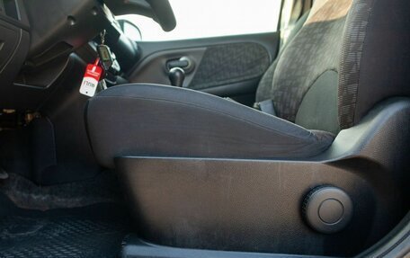 Nissan Note II рестайлинг, 2007 год, 560 000 рублей, 33 фотография