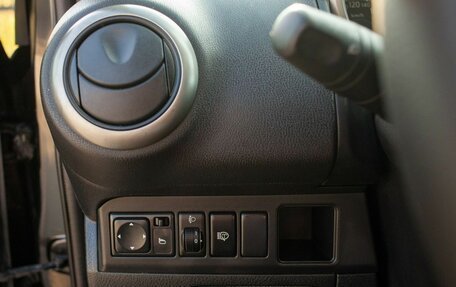 Nissan Note II рестайлинг, 2007 год, 560 000 рублей, 35 фотография
