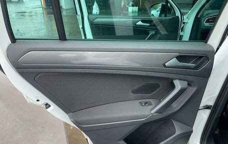 Volkswagen Tiguan II, 2019 год, 2 250 000 рублей, 19 фотография