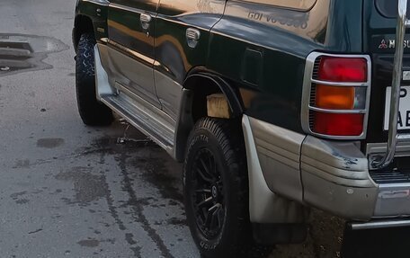 Mitsubishi Pajero III рестайлинг, 1997 год, 850 000 рублей, 4 фотография