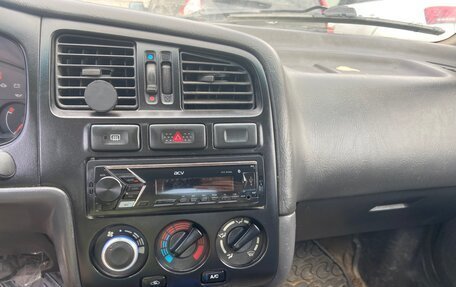 Nissan Primera II рестайлинг, 1997 год, 110 000 рублей, 23 фотография