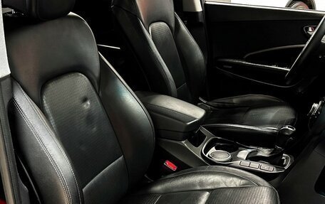 Hyundai Santa Fe III рестайлинг, 2012 год, 1 897 000 рублей, 13 фотография