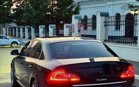 Skoda Superb III рестайлинг, 2011 год, 900 000 рублей, 2 фотография