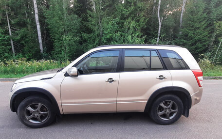 Suzuki Grand Vitara, 2011 год, 850 000 рублей, 3 фотография