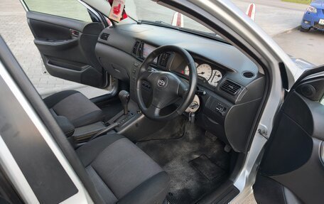 Toyota Corolla, 2001 год, 675 000 рублей, 13 фотография