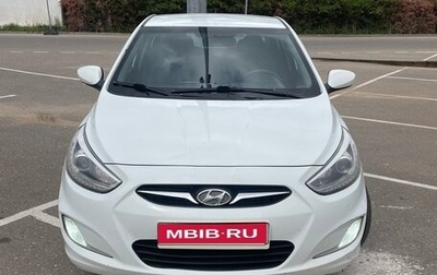 Hyundai Solaris II рестайлинг, 2013 год, 680 000 рублей, 1 фотография