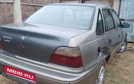 Daewoo Nexia I рестайлинг, 2001 год, 85 000 рублей, 5 фотография