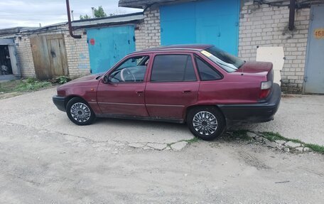 Daewoo Nexia I рестайлинг, 1999 год, 170 000 рублей, 23 фотография