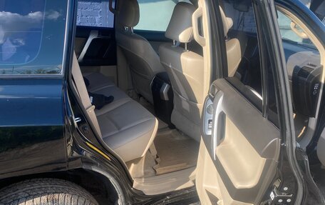 Toyota Land Cruiser Prado 150 рестайлинг 2, 2013 год, 3 500 000 рублей, 5 фотография