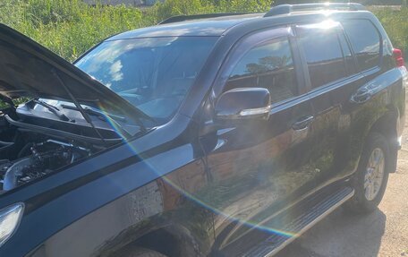 Toyota Land Cruiser Prado 150 рестайлинг 2, 2013 год, 3 500 000 рублей, 7 фотография