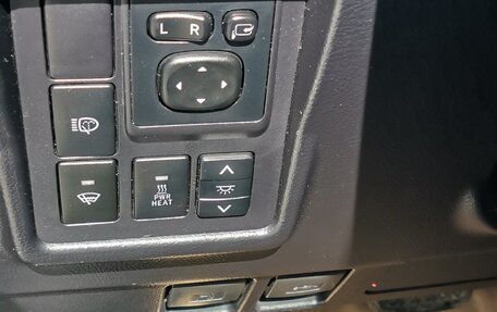Toyota Land Cruiser Prado 150 рестайлинг 2, 2013 год, 3 100 000 рублей, 4 фотография