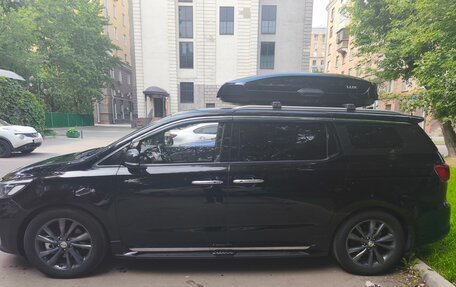 KIA Carnival III, 2018 год, 2 900 000 рублей, 19 фотография