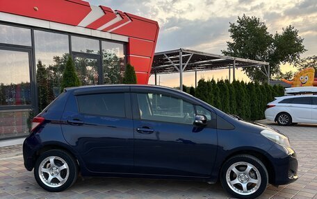 Toyota Vitz, 2012 год, 800 000 рублей, 2 фотография