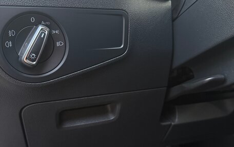 Volkswagen Tiguan II, 2018 год, 2 500 000 рублей, 22 фотография
