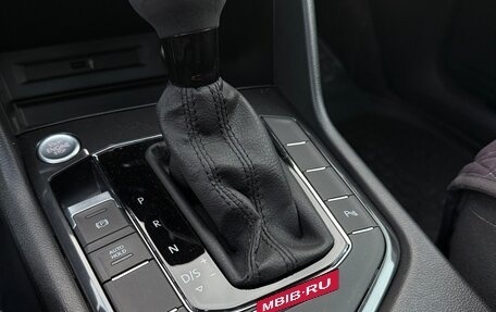 Volkswagen Tiguan II, 2018 год, 2 500 000 рублей, 18 фотография