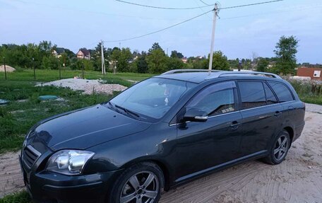 Toyota Avensis III рестайлинг, 2006 год, 580 000 рублей, 3 фотография