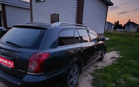 Toyota Avensis III рестайлинг, 2006 год, 580 000 рублей, 13 фотография