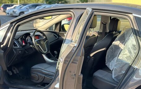Opel Astra J, 2012 год, 740 000 рублей, 14 фотография