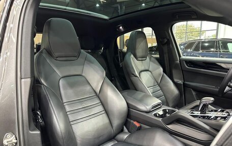 Porsche Cayenne III, 2020 год, 7 900 000 рублей, 11 фотография