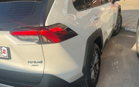 Toyota RAV4, 2024 год, 3 499 000 рублей, 6 фотография