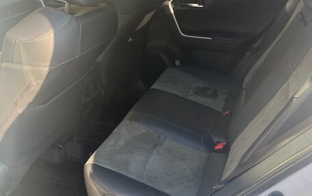 Toyota RAV4, 2024 год, 3 499 000 рублей, 12 фотография