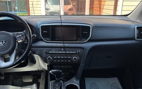 KIA Sportage IV рестайлинг, 2019 год, 2 360 000 рублей, 10 фотография