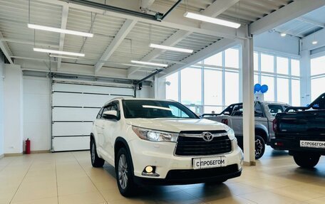 Toyota Highlander III, 2014 год, 3 649 900 рублей, 8 фотография