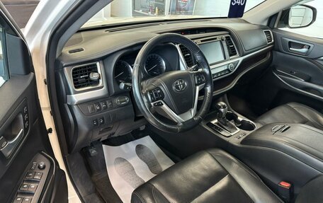 Toyota Highlander III, 2014 год, 3 649 900 рублей, 10 фотография