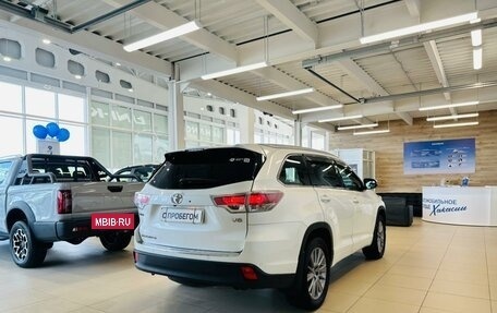 Toyota Highlander III, 2014 год, 3 649 900 рублей, 6 фотография
