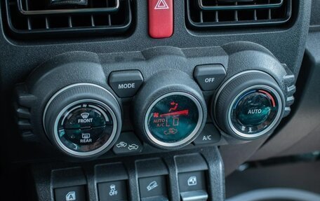 Suzuki Jimny, 2024 год, 2 999 000 рублей, 14 фотография