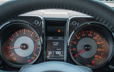 Suzuki Jimny, 2024 год, 2 999 000 рублей, 10 фотография
