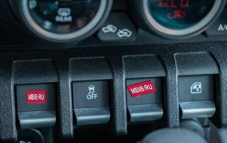 Suzuki Jimny, 2024 год, 2 999 000 рублей, 18 фотография