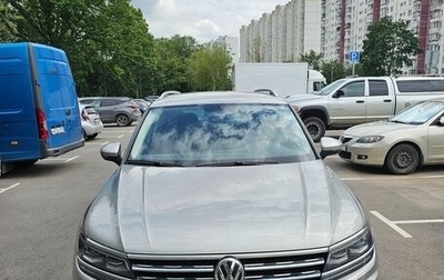 Volkswagen Tiguan II, 2018 год, 2 720 000 рублей, 1 фотография