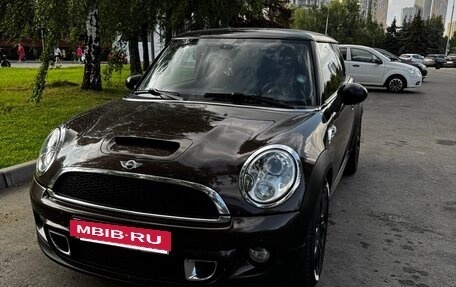 MINI Hatch, 2011 год, 1 250 000 рублей, 2 фотография