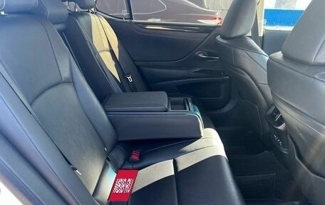 Lexus ES VII, 2021 год, 3 760 000 рублей, 7 фотография