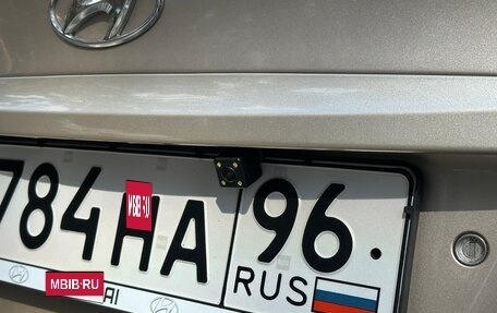 Hyundai Solaris II рестайлинг, 2011 год, 700 000 рублей, 8 фотография