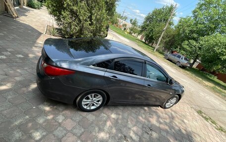 Hyundai Sonata VI, 2010 год, 775 000 рублей, 6 фотография
