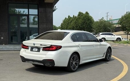 BMW 5 серия, 2022 год, 4 232 000 рублей, 5 фотография